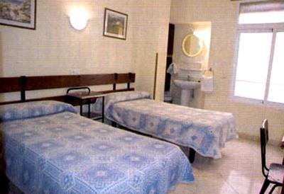 фото отеля Hostal Guillot