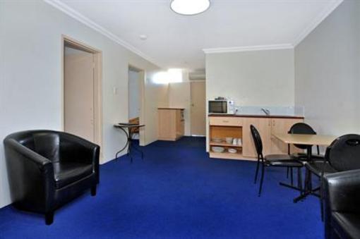 фото отеля Busselton River Resort