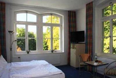 фото отеля Waldhotel Sophienhof Konigswinter