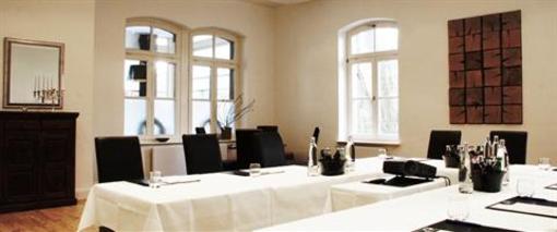 фото отеля Waldhotel Sophienhof Konigswinter