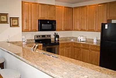 фото отеля ResortQuest Vacation Rentals Harbor Landing Destin