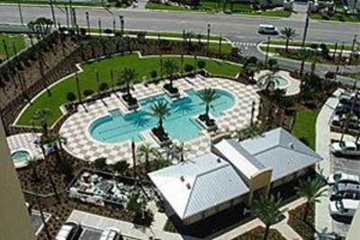 фото отеля ResortQuest Vacation Rentals Harbor Landing Destin