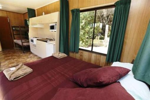 фото отеля Surfside Holiday Park Warrnambool