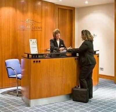 фото отеля Holiday Inn High Wycombe