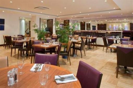 фото отеля Holiday Inn High Wycombe