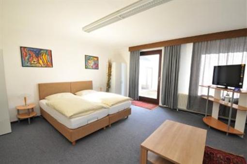 фото отеля Kurparkhotel im Nationalpark Eifel