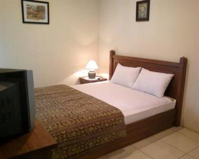 фото отеля Maribaya Family Guest House