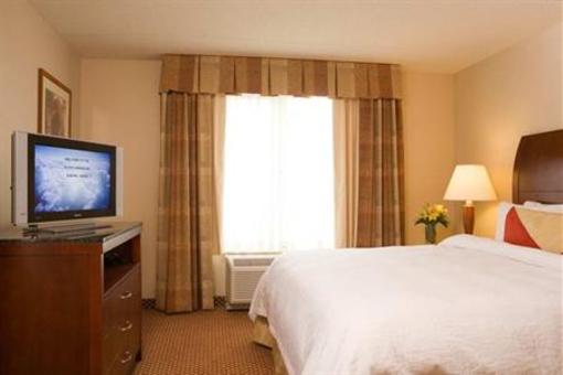 фото отеля Hilton Garden Inn Auburn Riverwatch