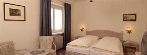 фото отеля Hotel Amadeus Auer