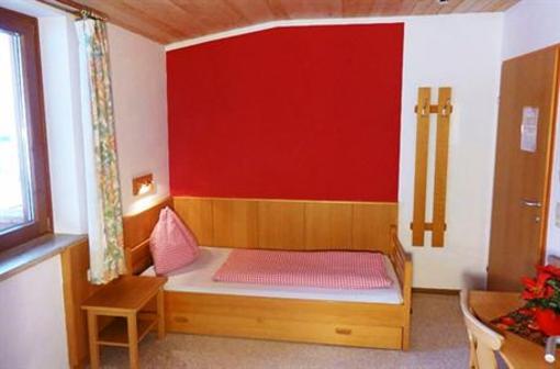 фото отеля Jugendhotel Weitenmoos