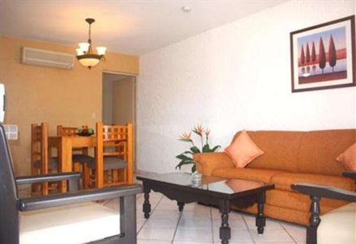 фото отеля Suites Lindamar