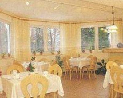 фото отеля Hotel Waldhaus Lauenhain