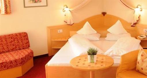 фото отеля Hotel Vilpianerhof