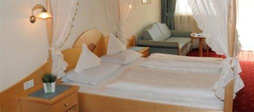 фото отеля Hotel Vilpianerhof