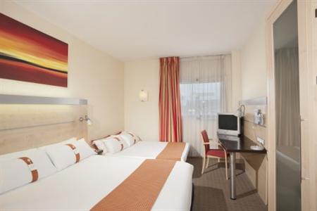 фото отеля Holiday Inn Express Madrid-Rivas