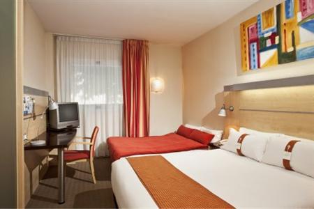 фото отеля Holiday Inn Express Madrid-Rivas