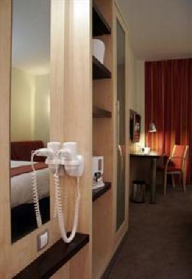 фото отеля Holiday Inn Express Madrid-Rivas