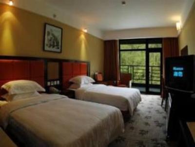 фото отеля Emeishan Huasheng Spa Hotel