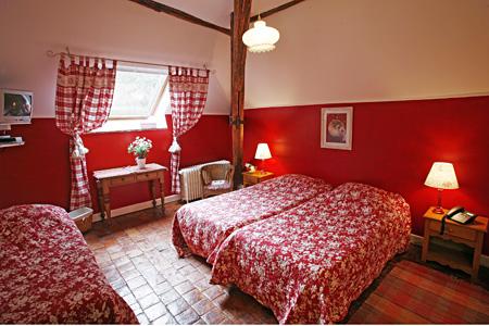 фото отеля Hotel Les Grands Chenes