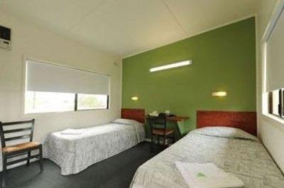 фото отеля Hi-Way Motel