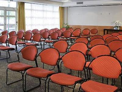 фото отеля Novotel Clermont-Ferrand
