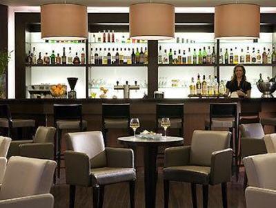 фото отеля Novotel Clermont-Ferrand