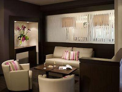 фото отеля Novotel Clermont-Ferrand
