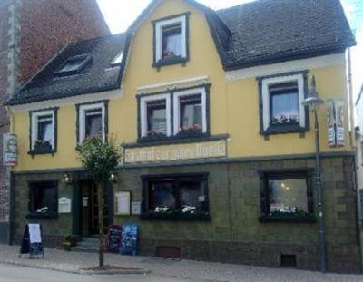 фото отеля Hotel Zur Guten Quelle Selters