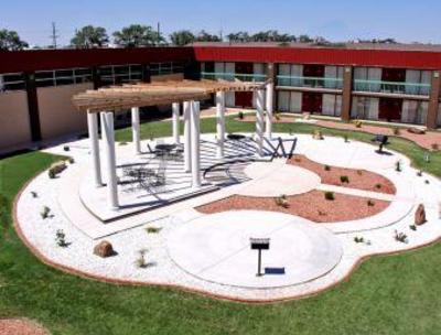 фото отеля Days Inn and Suites Hotel and Convention Center