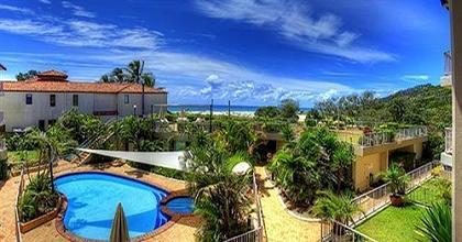 фото отеля Sandcastles on Currumbin Beach Apartments Gold Coast