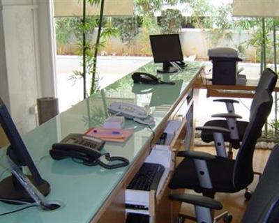 фото отеля At Home Suites
