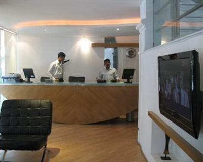 фото отеля At Home Suites