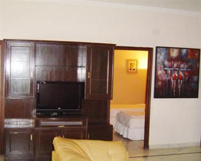 фото отеля At Home Suites