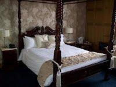 фото отеля Resolution Hotel