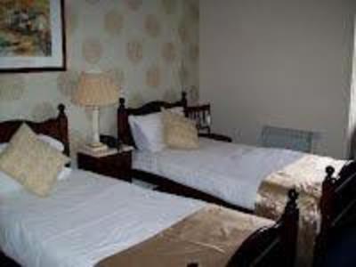 фото отеля Resolution Hotel