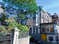 Resolution Hotel
