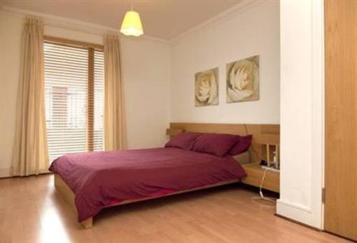 фото отеля Leslie Park Place Apartments
