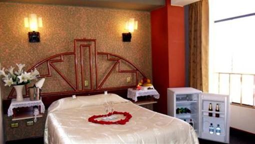фото отеля Hotel Paititi