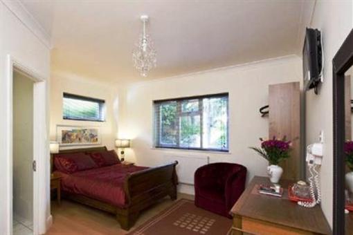 фото отеля Godalming Hotel
