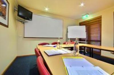 фото отеля Victoria Hotel Strathalbyn