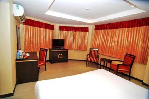 фото отеля Lucky Palace Hotel