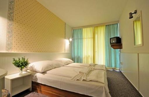 фото отеля Venusz Hotel