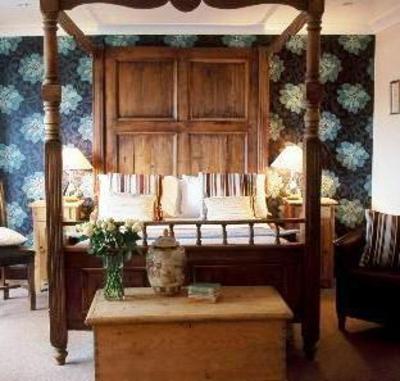 фото отеля The Chequers Inn Wooburn Common