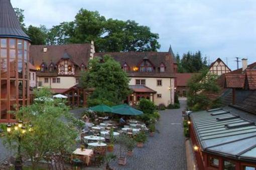 фото отеля Kurfurstliches Schlosshotel Weyberhofe Sailauf