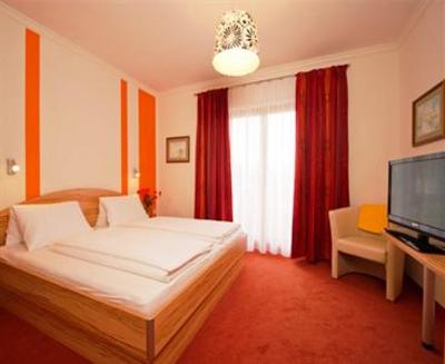 фото отеля Appartement Haus Christl Pension