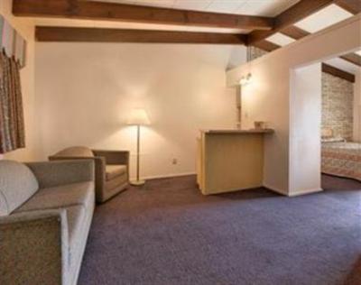 фото отеля Knights Inn & Suites Waxahachie