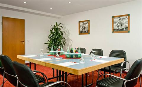 фото отеля Best Western Hotel Dasing-Augsburg