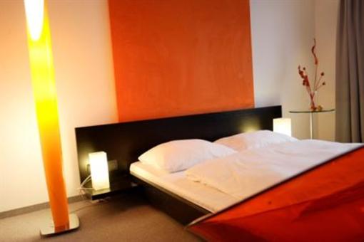 фото отеля Art Hotel Tucholsky