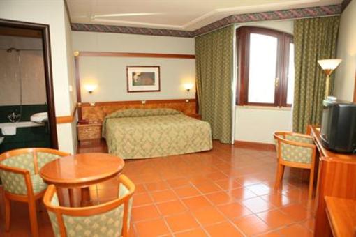 фото отеля Hotel Serino