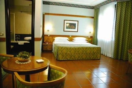 фото отеля Hotel Serino